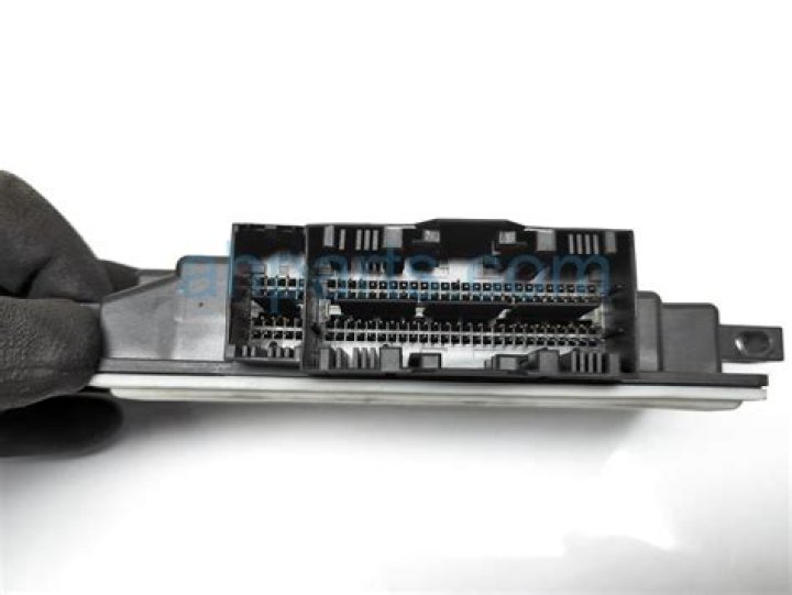 Tom Jones Net Worth : Details About Show, Wife, Songs, Young, Child, Age - SarkariResult