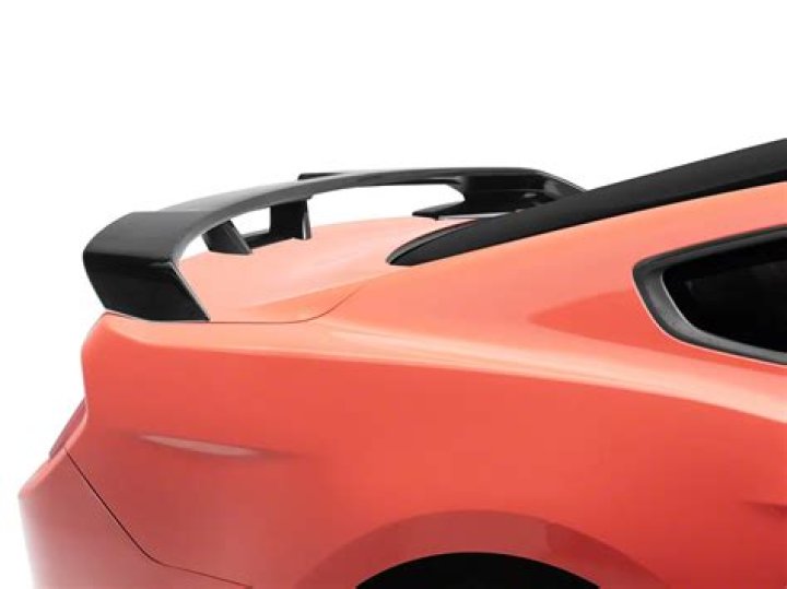 Eric Staal Net Worth: Details About Kids, Career, Income, Age, Home, Wife - SarkariResult