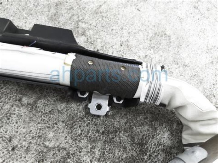 Irish Jockey Graham Lee in Intensive Care With Neck Injury After Fall - SarkariResult