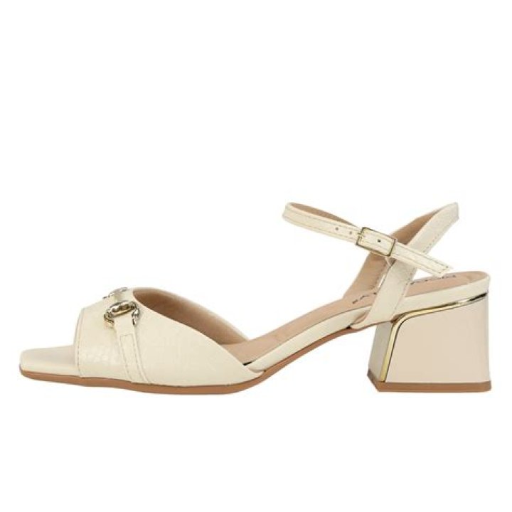 Who Is Christina Kesoglides, Vasilis Karras Wife? Who Is Christina Kesoglides? - SarkariResult