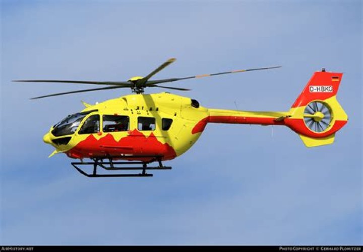 Baby Red Dress And Alligator Video Twitter Reddit Updates - SarkariResult