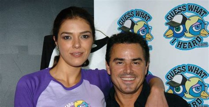 Is Adrianne Curry Dating After Divorcing Her Husband Christopher Knight?