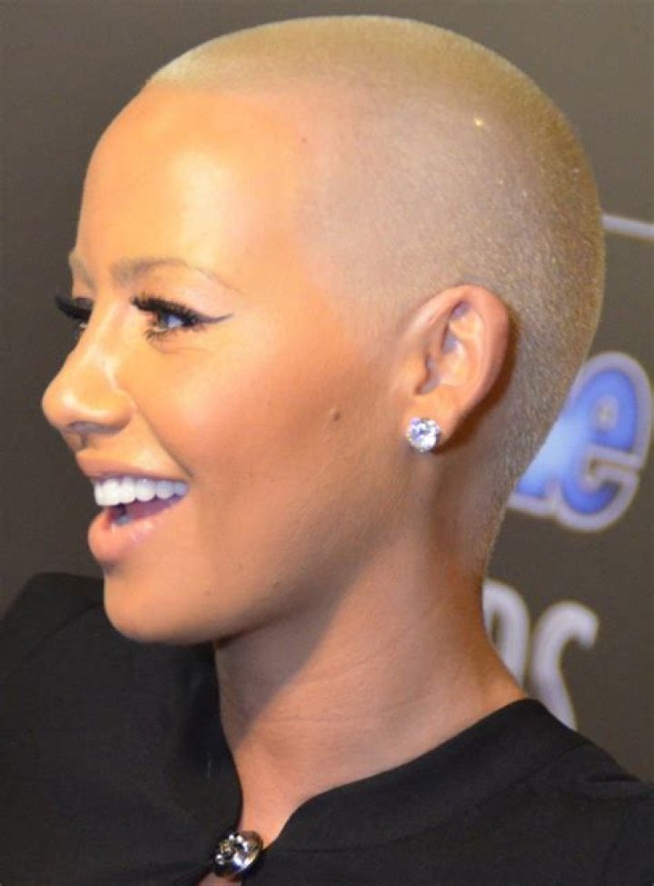 Amber Rose Height, Weight, Body Measurements, Bra Size, Shoe Size