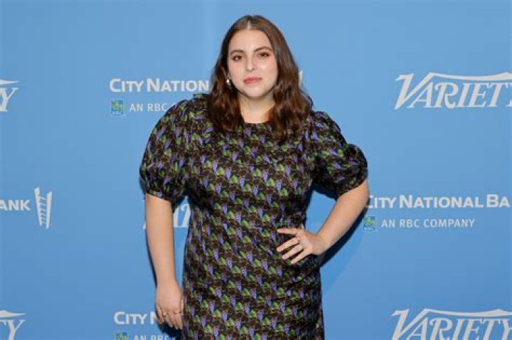 Beanie Feldstein Height, Weight, Measurements, Bra Size, Shoe Size