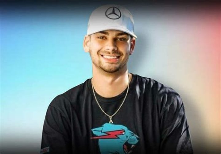 Chandler Hallow YouTube, Personal Life, Net Worth, Bio-Wiki, Career, Mr. BeastThecelebscloset