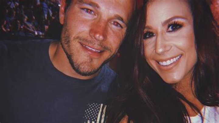Chelsea Houska net worth, boyfriend, dating, baby boy, married, weight loss, wiki, bio