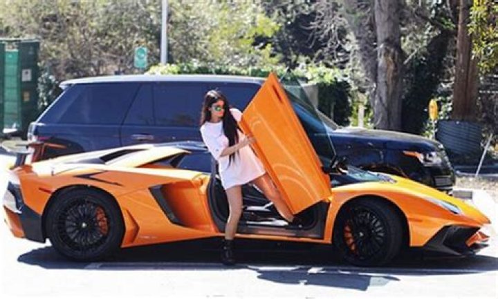 How Many Cars Does Kylie Jenner Have? ($6M Luxury Car Collection)