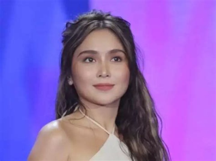 Kathryn Bernardo Height, Weight, Measurements, Bra Size, Shoe Size