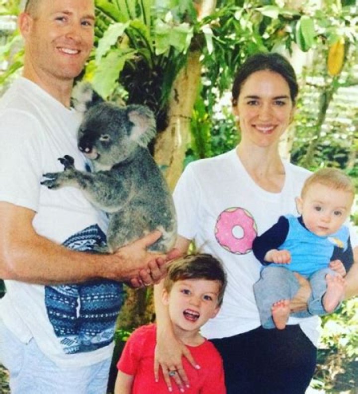 Melanie Scrofano, Net Worth, Marriage, Husband, Children, Wiki-Bio