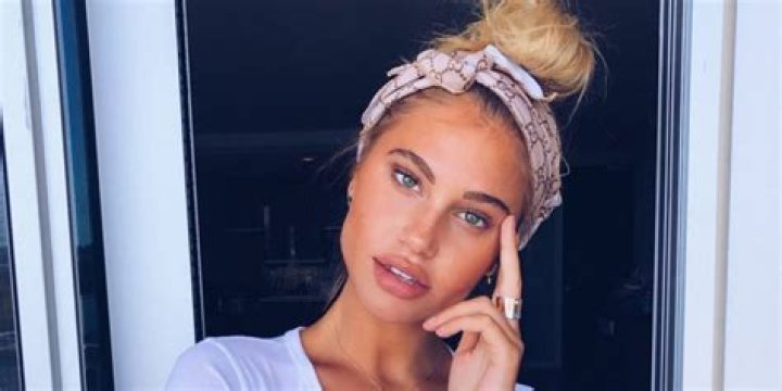 Meredith Mickelson Boyfriend, Past Affairs, Net Worth, Salary, Age, Height, Weight, Wiki-Bio