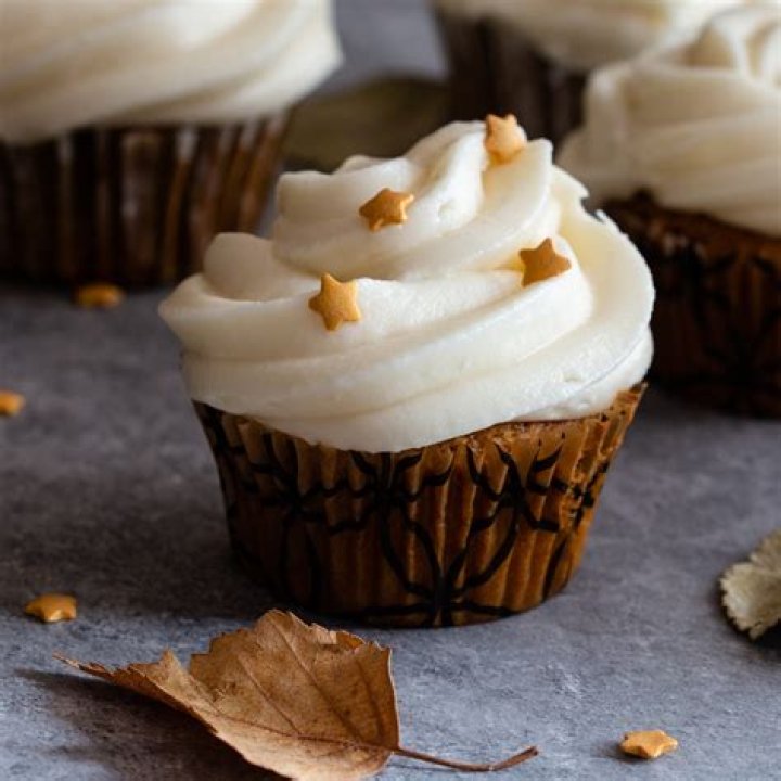 Pumpkin Cupcakes with Maple Frosting
