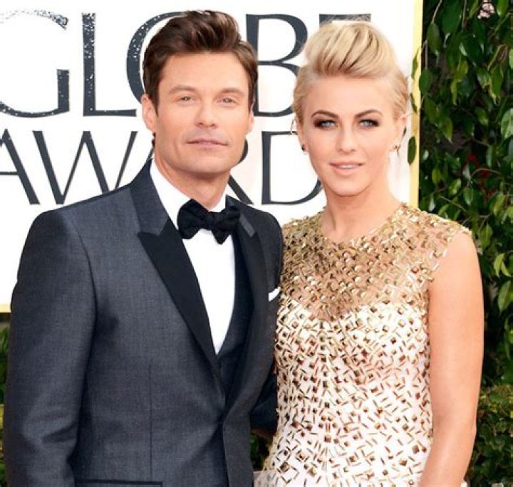 Ryan Seacrest Height, Weight, Body Measurements, Shoe Size