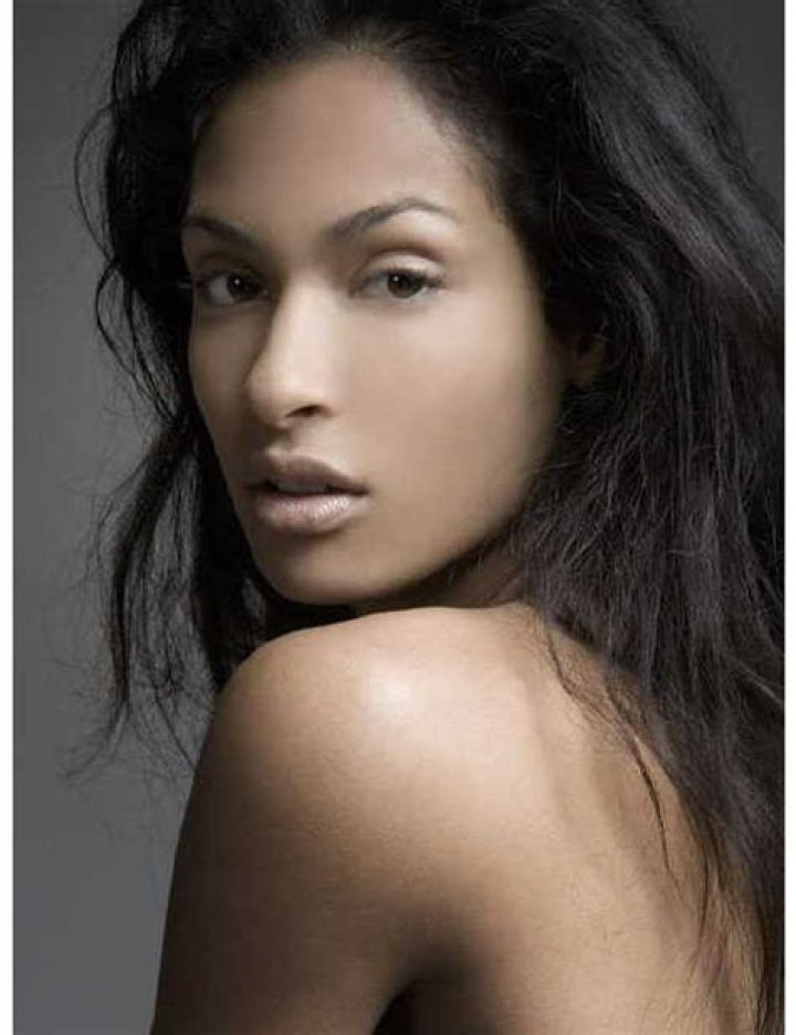 Teesha Lobo Net Worth